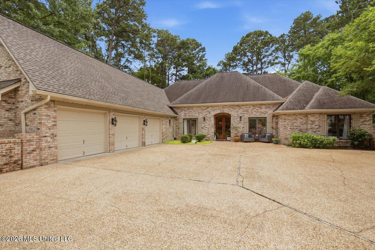 408 Ashbourn Court Madison, MS 39110 - Photo 5 of 61 05-408 Ashbourn Ct _ Hometoursms.com