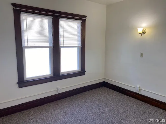 $1,650 | 86 Edgewood Avenue, Buffalo, NY 14220