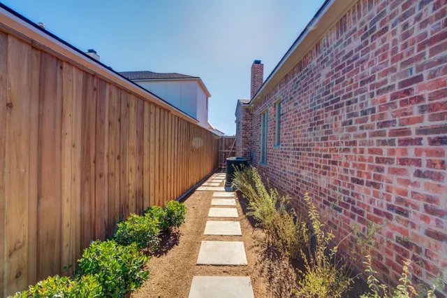 $1,025,000 | 4022 136th Street, Lubbock, TX 79423