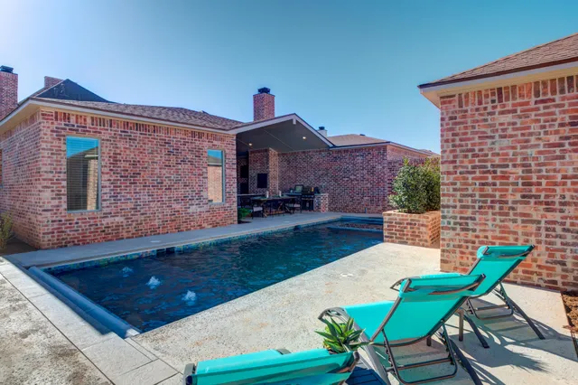 $1,025,000 | 4022 136th Street, Lubbock, TX 79423