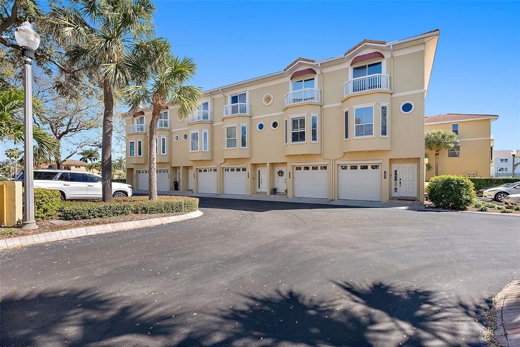 1031 Pinellas Bayway South