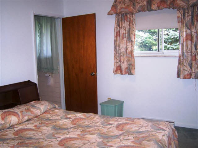 6044 Garfield Road Freeland, MI 48623 - Photo 11 of 14 20103061-10.JPG