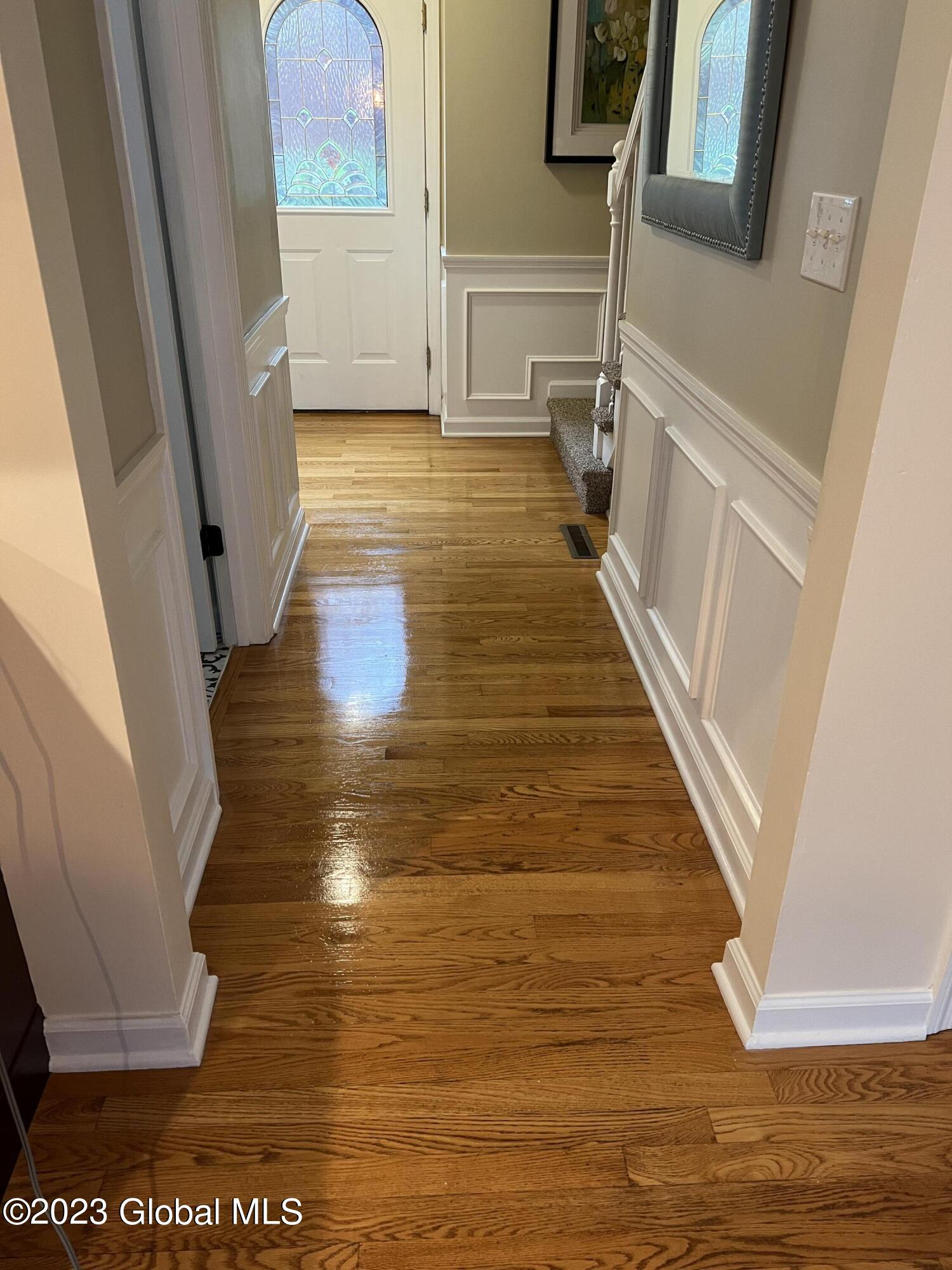 24 Bobwhite Drive Bethlehem, NY 12077 - Photo 6 of 33 E4FFDDA8-E712-4101-AE86-3CAA4D2E3AED