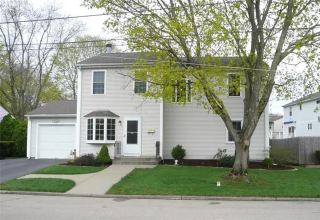 $599,900 | 210 Pinecrest Drive, Pawtucket, RI 02861