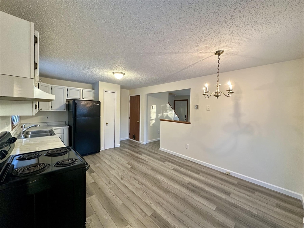 52-54 Price Street Springfield, MA 01104 - Photo 5 of 22