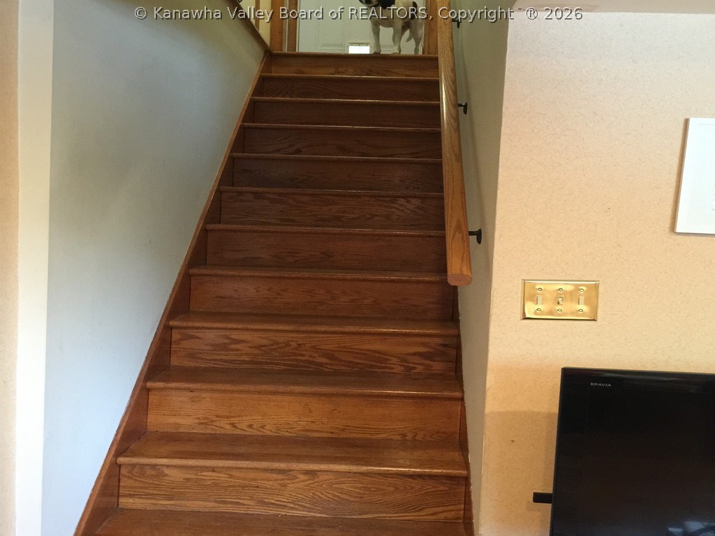 809 Daverton Road Charleston, WV 25303 - Photo 18 of 26 Gallery Image 18