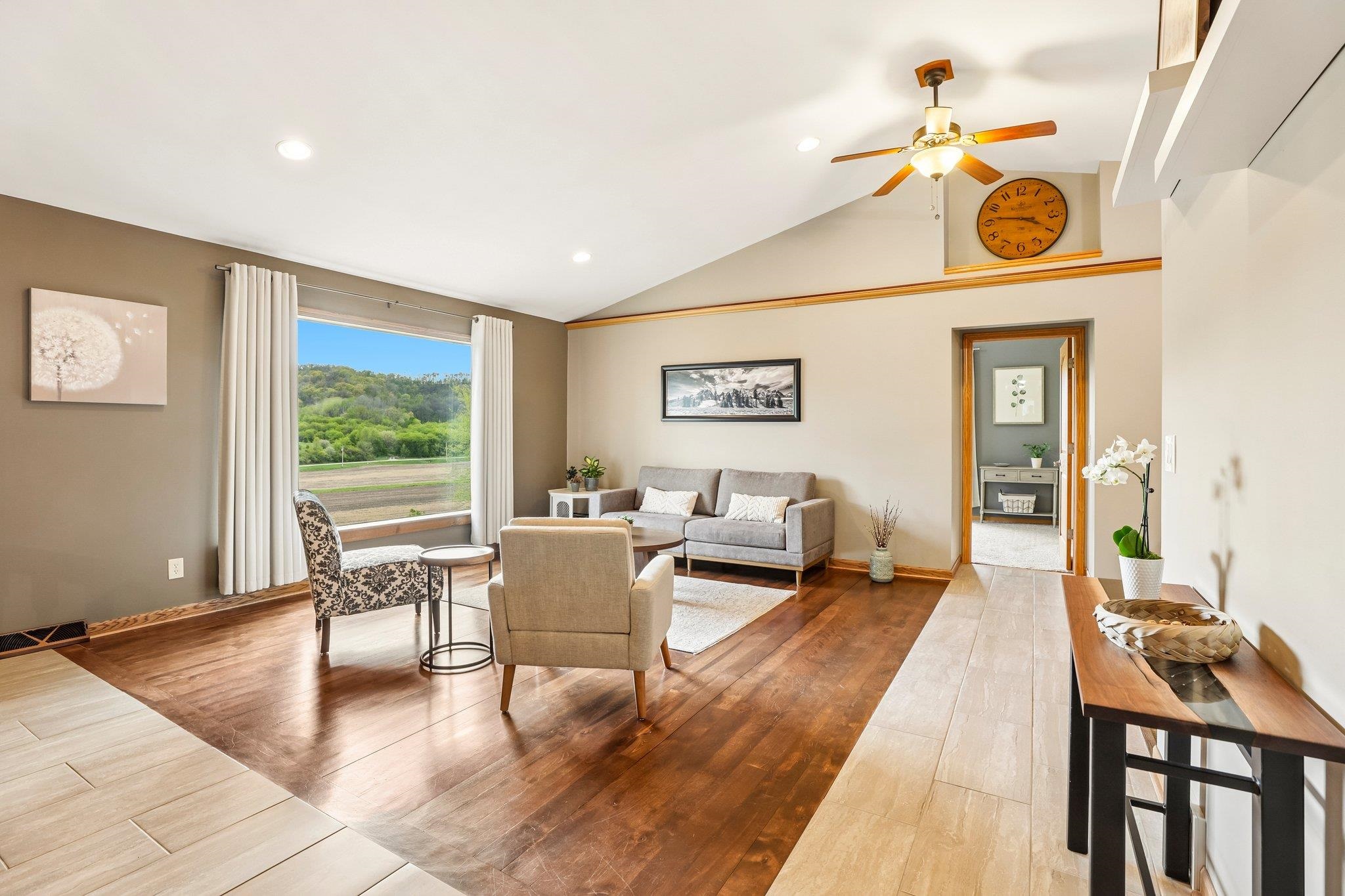 S11610 Hazelnut Road Spring Green, WI 53588 - Photo 6 of 59