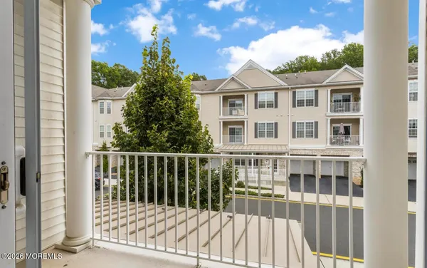 $500,000 | 112 Regency Court, Unit 112, Morganville, NJ 07751