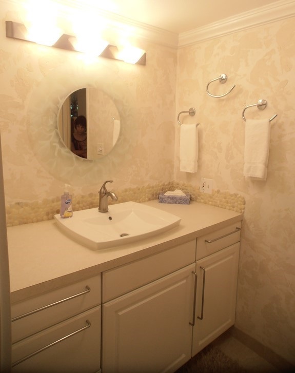 12 South Kihei Road, Unit G5 Kihei, HI 96753 - Photo 20 of 28 a bathroom with a sink and a mirror