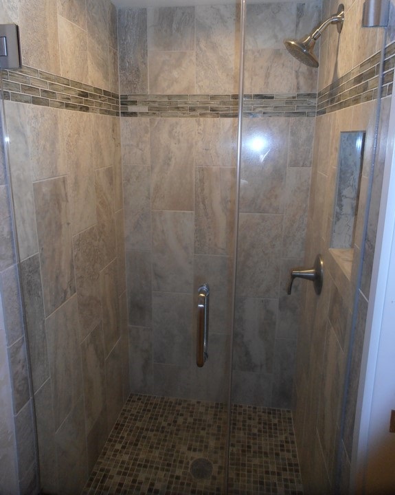 12 South Kihei Road, Unit G5 Kihei, HI 96753 - Photo 22 of 28 a bathroom with a shower