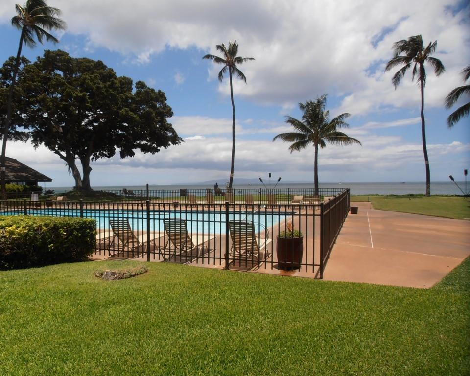 12 South Kihei Road, Unit G5 Kihei, HI 96753 - Photo 6 of 28 a view of a garden and entertaining space