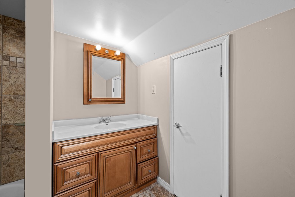 1408 13th Street Viola, IL 61486 - Photo 32 of 40