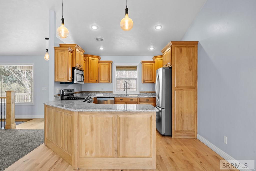 200 West Commons Road Idaho Falls, ID 83401 - Photo 11 of 64