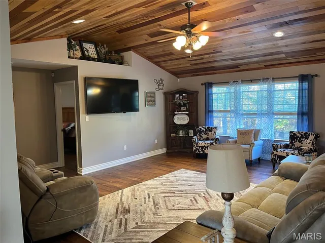 $499,500 | 10651 Honey Suckle Trail, Mineral Point, MO 63660