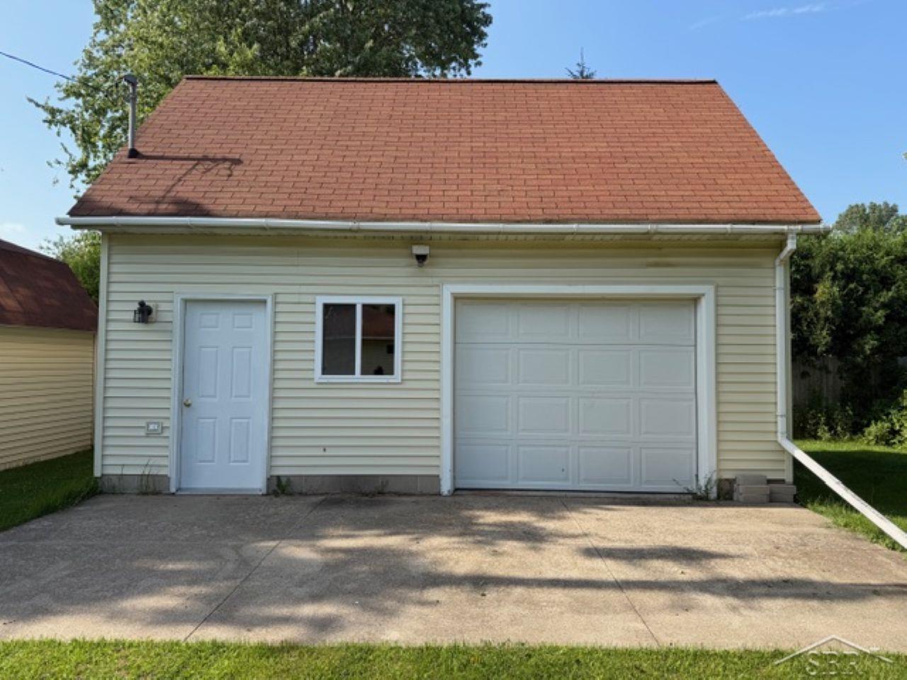 15696 Gratiot Road Hemlock, MI 48626 - Photo 17 of 25