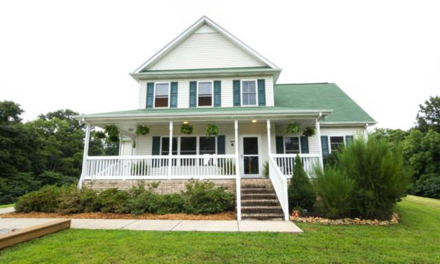 2109 Adams Road Charlotte, TN 37036 - Photo 1 of 20 Gallery Image 1