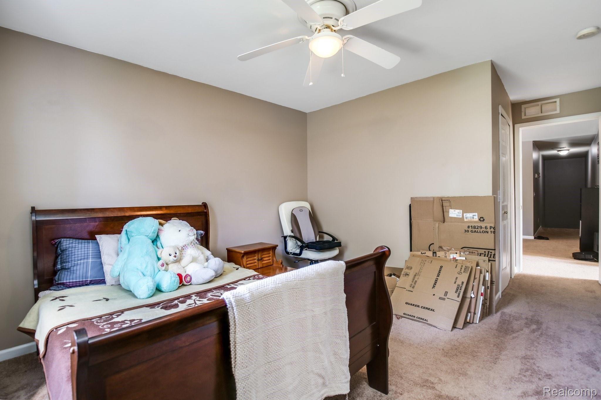 20648 Dunham Road Clinton Township, MI 48038 - Photo 16 of 28 20648+Dunham+Rd+Clinton+Township-11-web.jpg