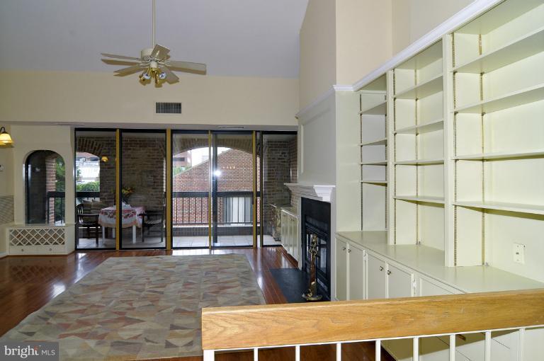 3225 Grace Street Northwest, Unit 223 Washington, DC 20007 - Photo 12 of 18 Family Room