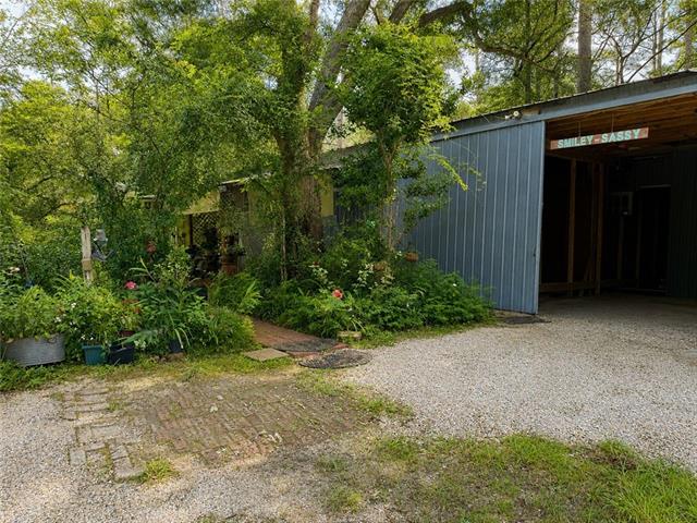 30225 Philip Smith Road Lacombe, LA 70445 - Photo 2 of 19
