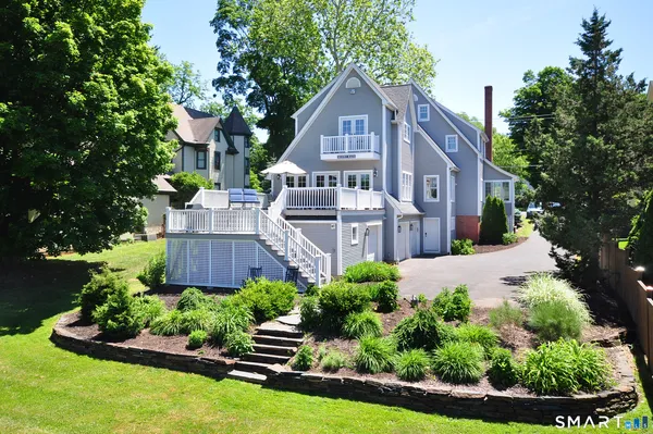 $1,097,700 | 371 North Main Street, Suffield, CT 06078