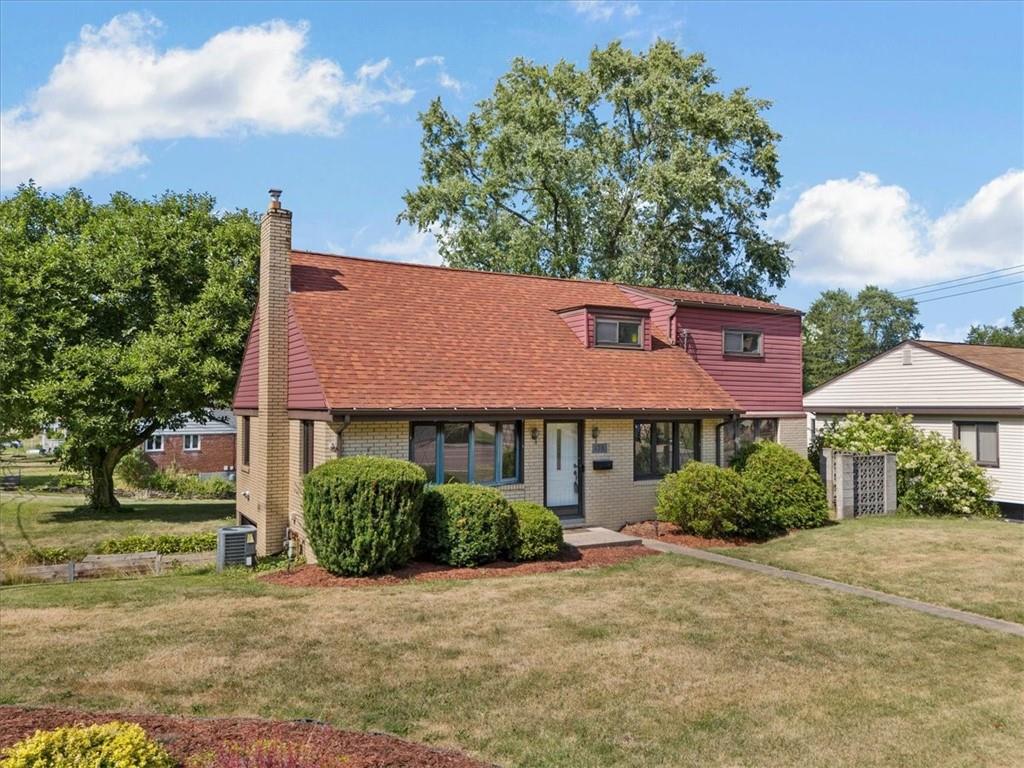 178 Gass Road Pittsburgh, PA 15229 - Photo 3 of 45 Gallery Image 3