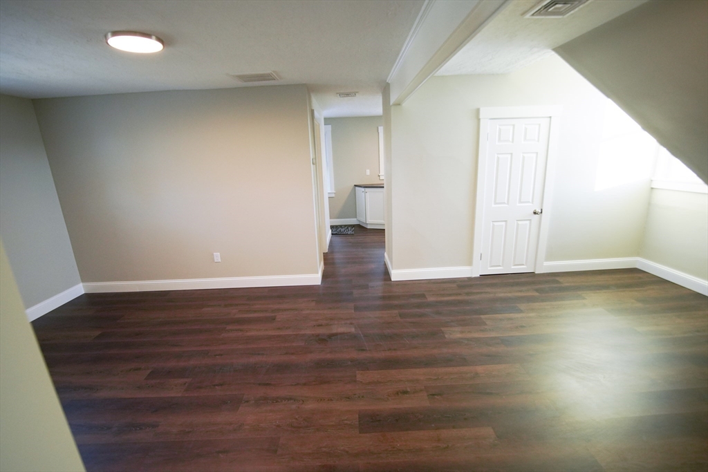 5 Oak Street Middleboro, MA 02346 - Photo 7 of 22
