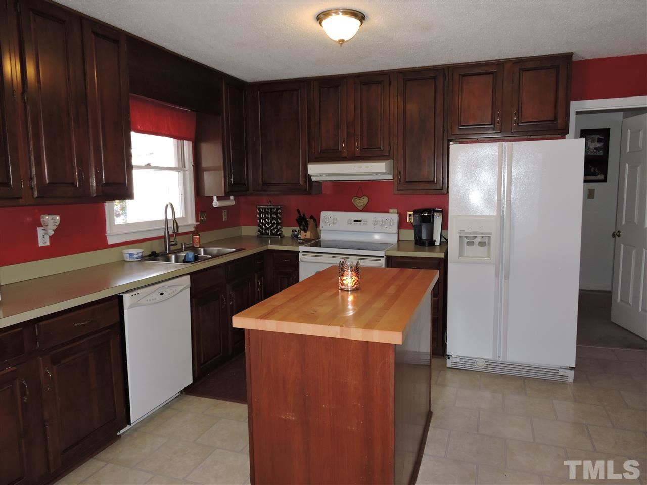 1829 Grande Oaks Road Durham, NC 27712 - Photo 5 of 25 Gallery Image 5