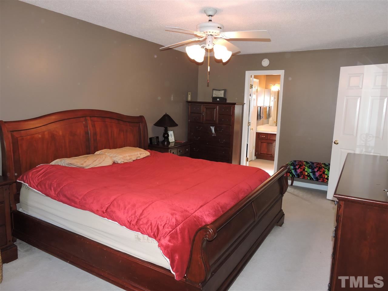 1829 Grande Oaks Road Durham, NC 27712 - Photo 9 of 25 Gallery Image 9