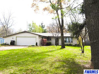 3601 Sand Point Road Fort Wayne, IN 46809 - Photo 2 of 15
