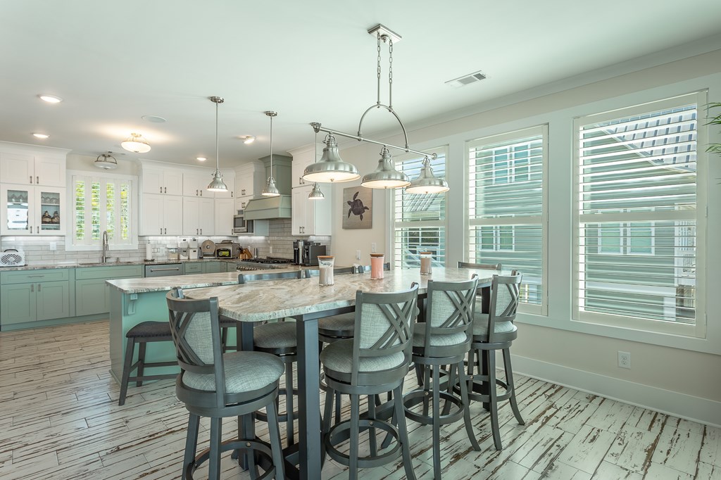 708 East Pine Avenue St. George Island, FL 32328 - Photo 8 of 78