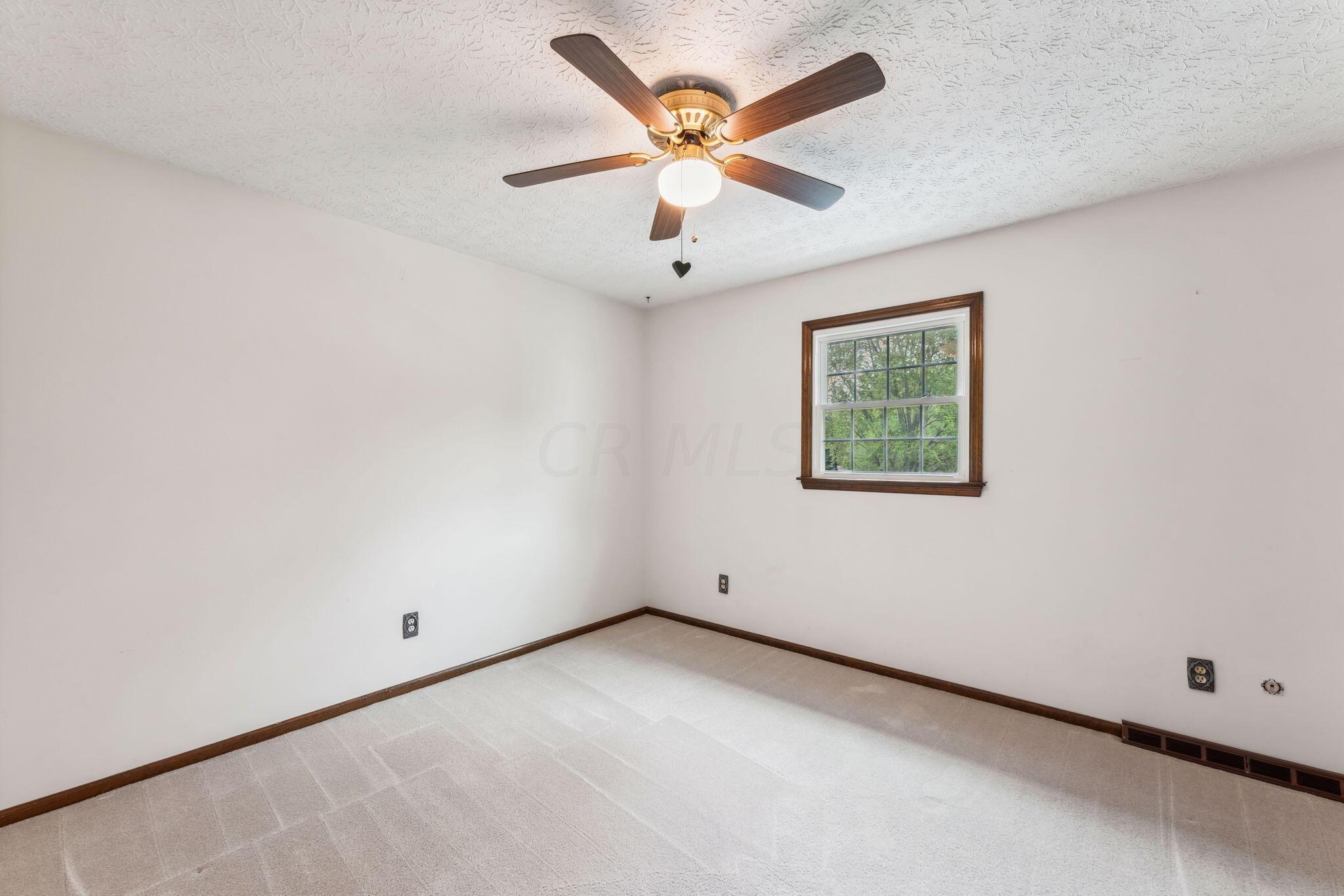 6381 South Sunbury Road Westerville, OH 43081 - Photo 31 of 51 Bedroom #3
