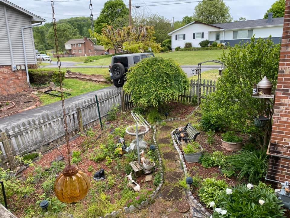 127 Grandview Road Church Hill, TN 37642 - Photo 4 of 4 Grandview Courtyard