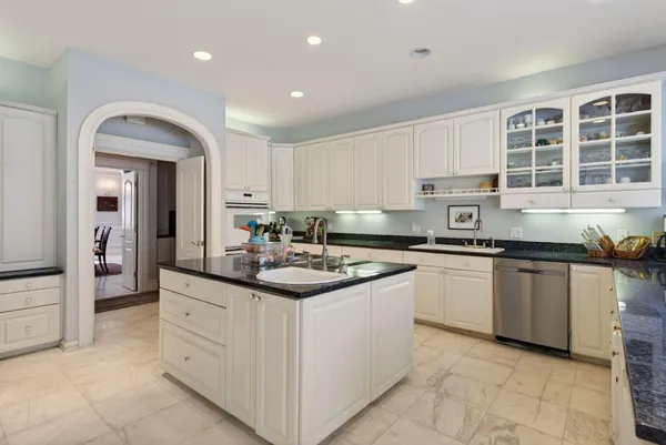 $3,495,000 | 20 Wildwood Lane, Scarborough, ME 04074