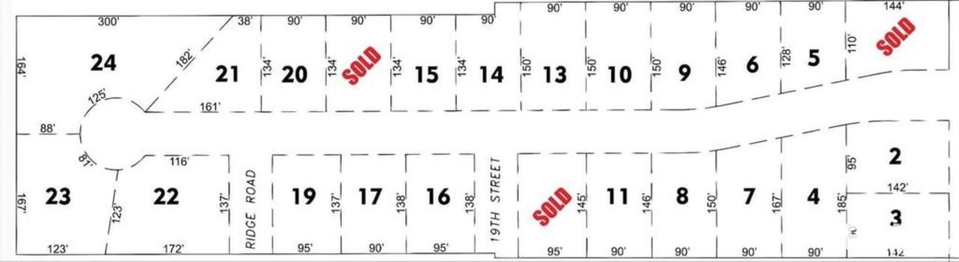 1933 Zara Clinton, IA 52732 - Photo 4 of 4 a white wall with white and white walls