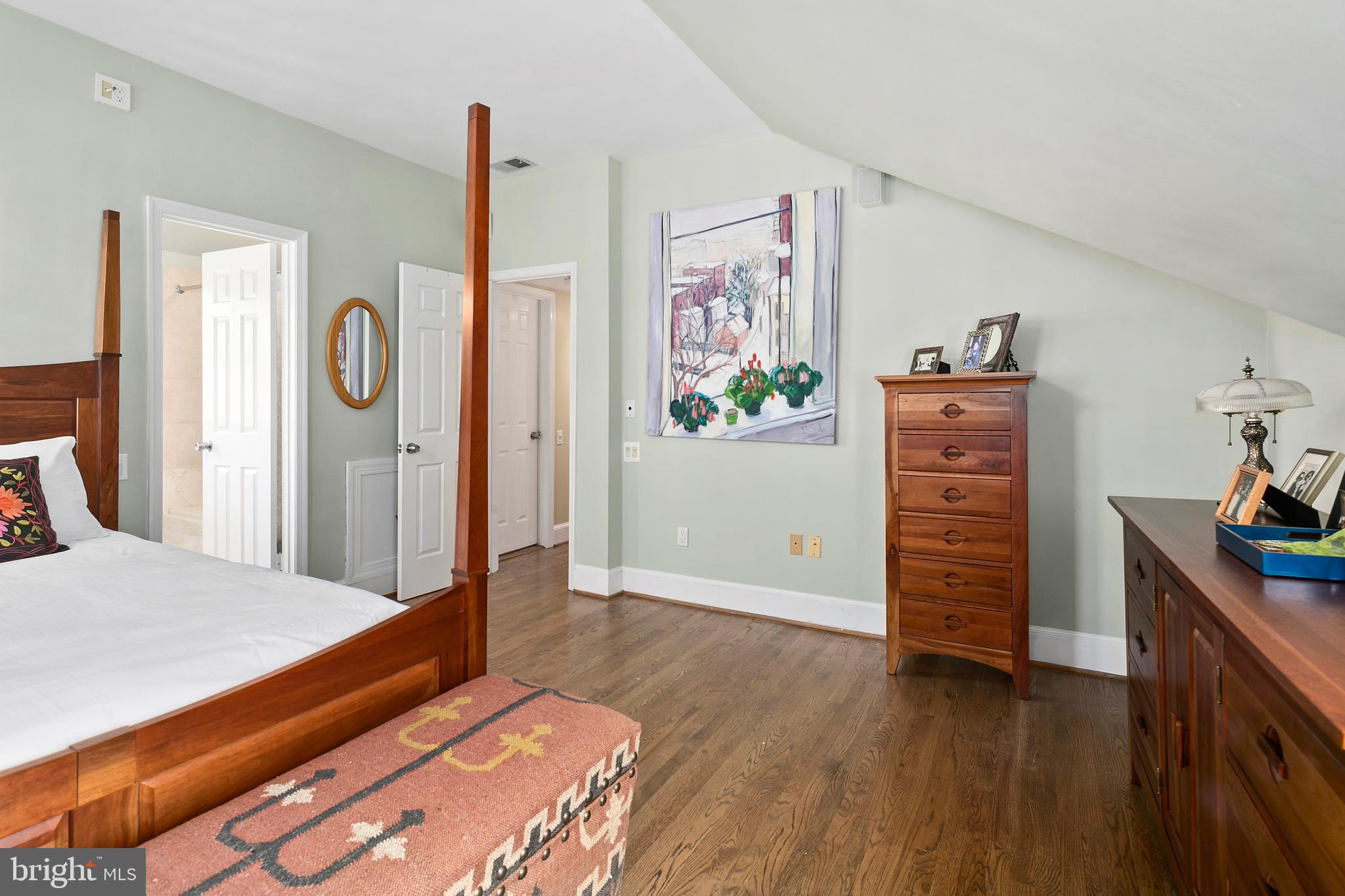 2001 19th Street Northwest, Unit 10 Washington, DC 20009 - Photo 23 of 28