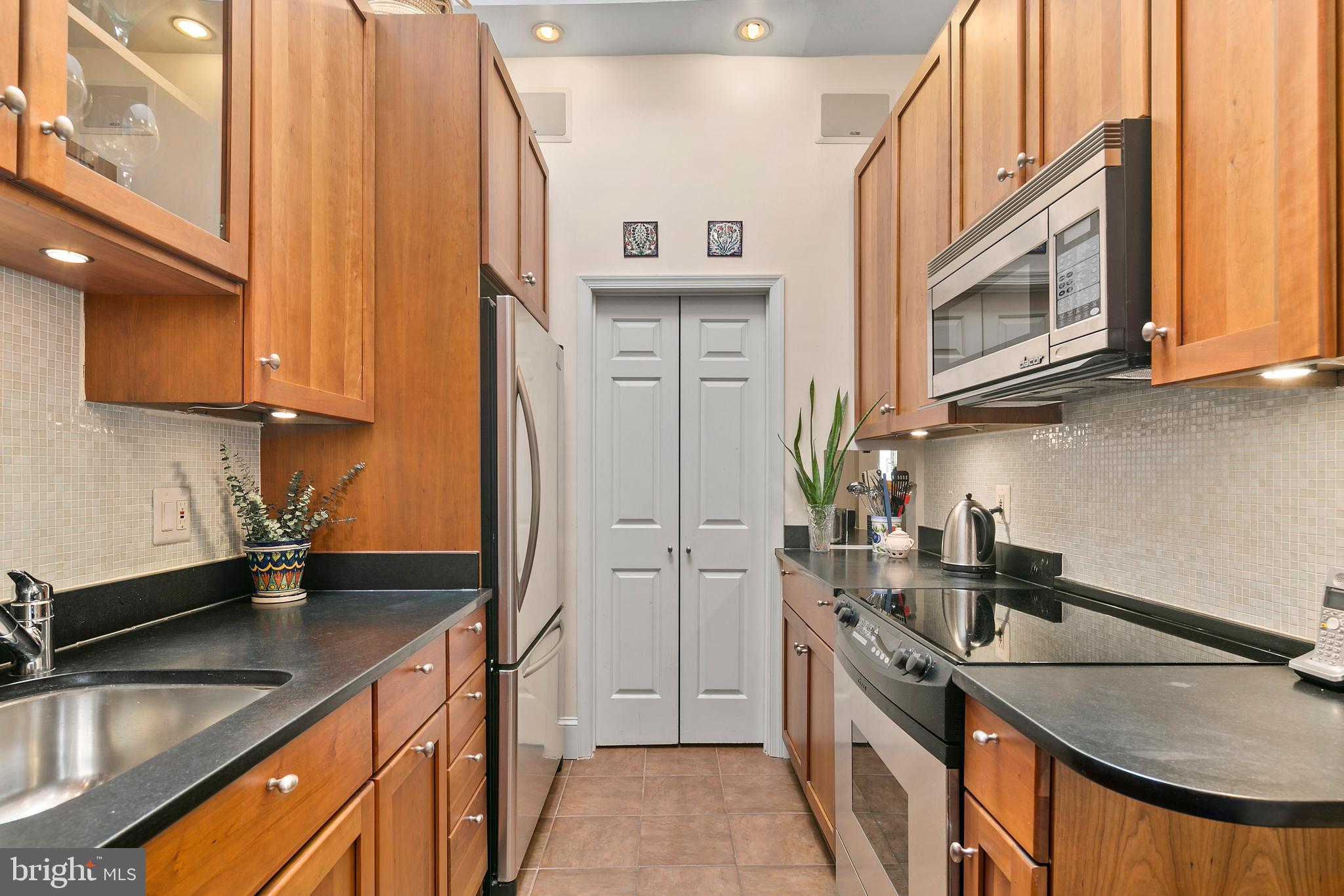 2001 19th Street Northwest, Unit 10 Washington, DC 20009 - Photo 8 of 28