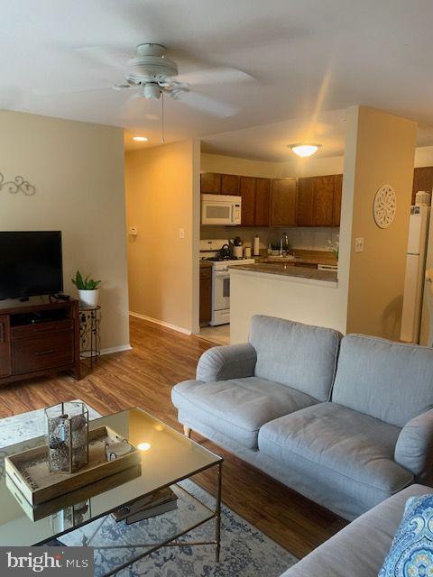 2012 Raven's Row Marlton, NJ 08053 - Photo 7 of 24