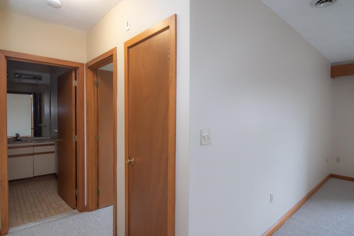 5 Tsienneto Road, Unit 176 Derry, NH 03038 - Photo 15 of 21