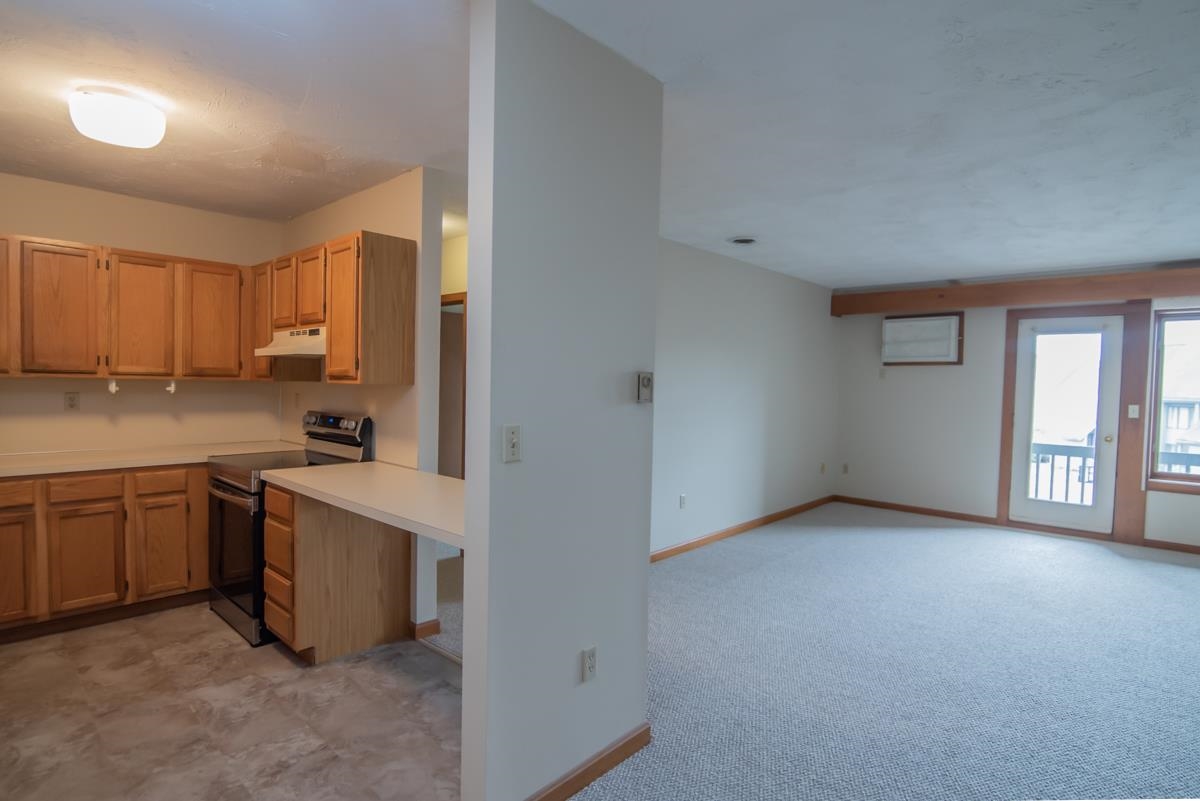 5 Tsienneto Road, Unit 176 Derry, NH 03038 - Photo 9 of 21