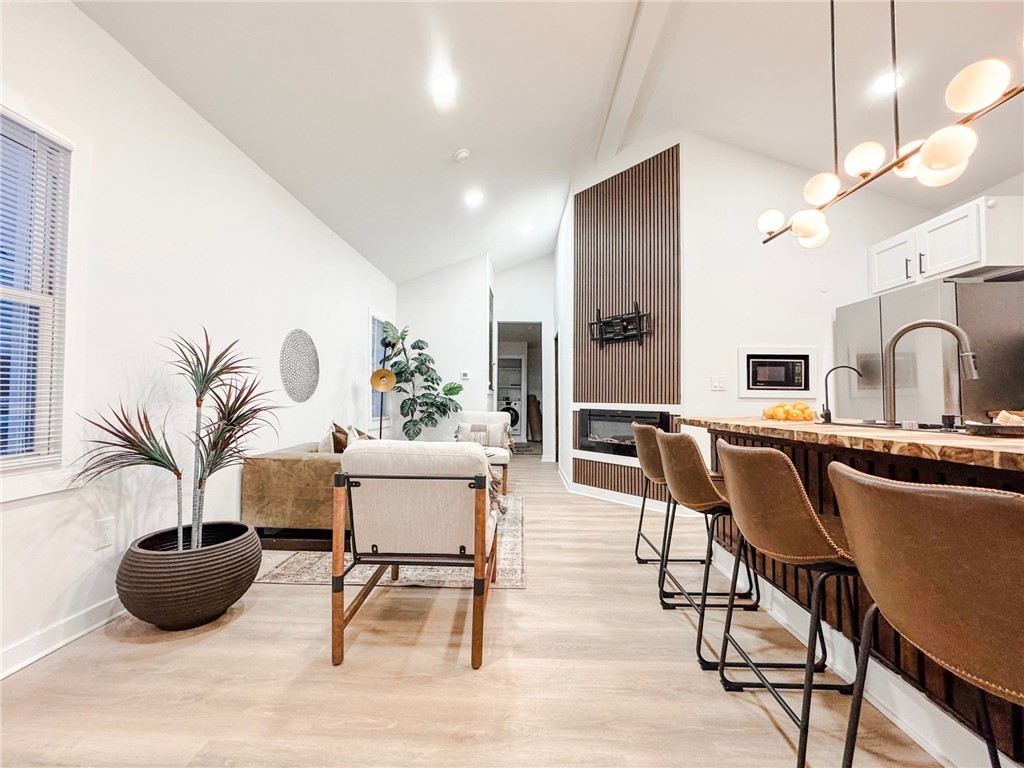 45 Pearl Street Rochester, NY 14607 - Photo 2 of 12