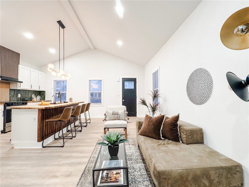 45 Pearl Street Rochester, NY 14607 - Photo 5 of 12