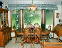 131 Countryview Drive McKees Rocks, PA 15136 - Photo 3 of 8 Kitchen.