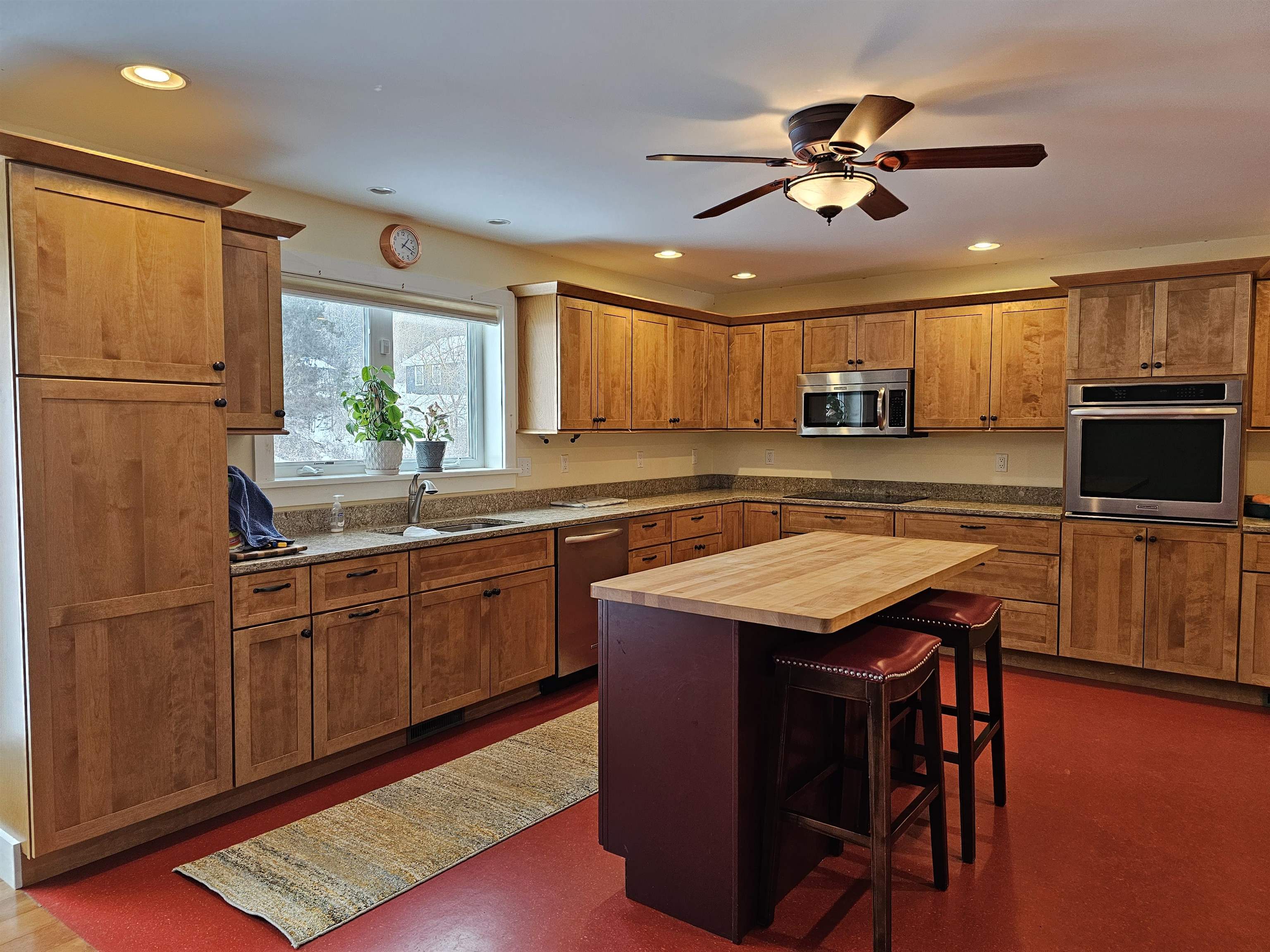 647 Covered Bridge Road, Unit 7 Monkton, VT 05473 - Photo 11 of 38