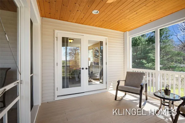 $1,500,000 | 15400 148th Avenue, Spring Lake, MI 49456