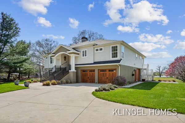 $1,500,000 | 15400 148th Avenue, Spring Lake, MI 49456