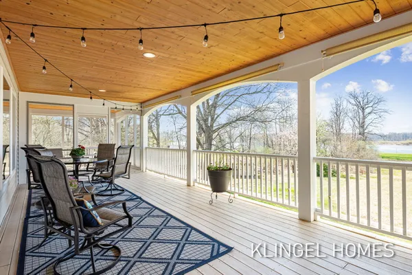 $1,500,000 | 15400 148th Avenue, Spring Lake, MI 49456