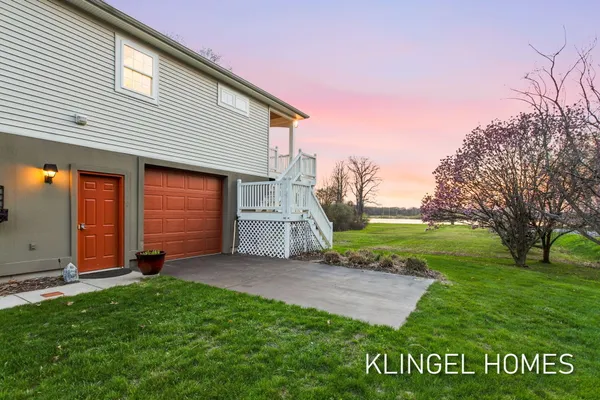 $1,500,000 | 15400 148th Avenue, Spring Lake, MI 49456