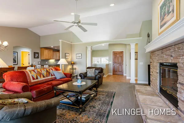 $1,500,000 | 15400 148th Avenue, Spring Lake, MI 49456