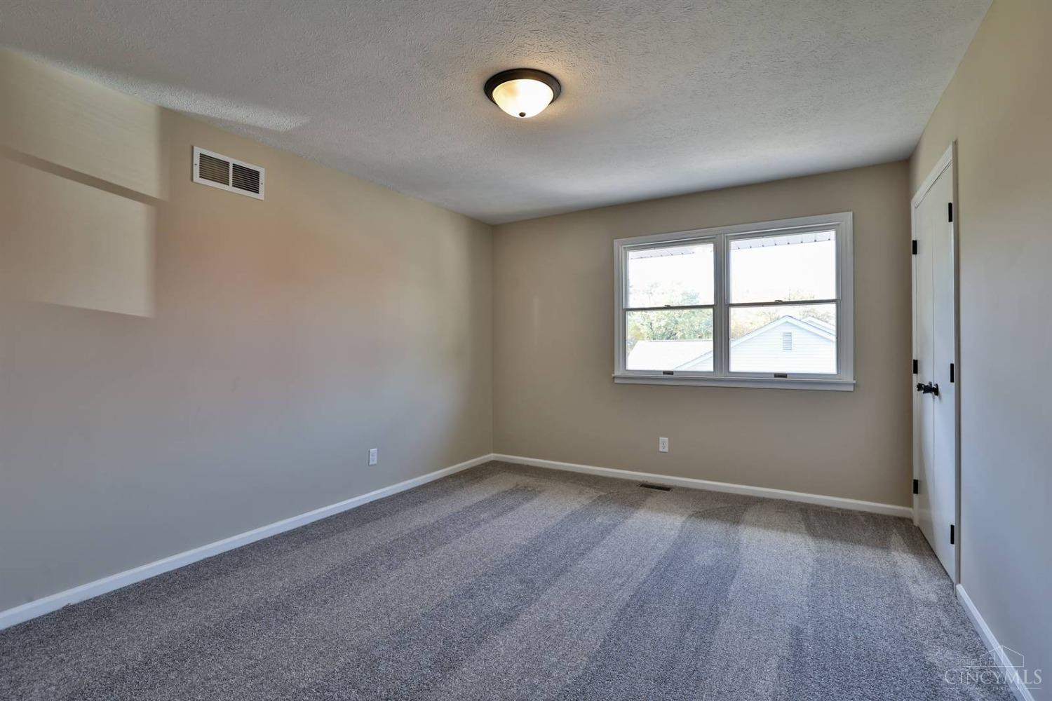 4730 Manchester Road Middletown, OH 45042 - Photo 20 of 39 Gallery Image 20