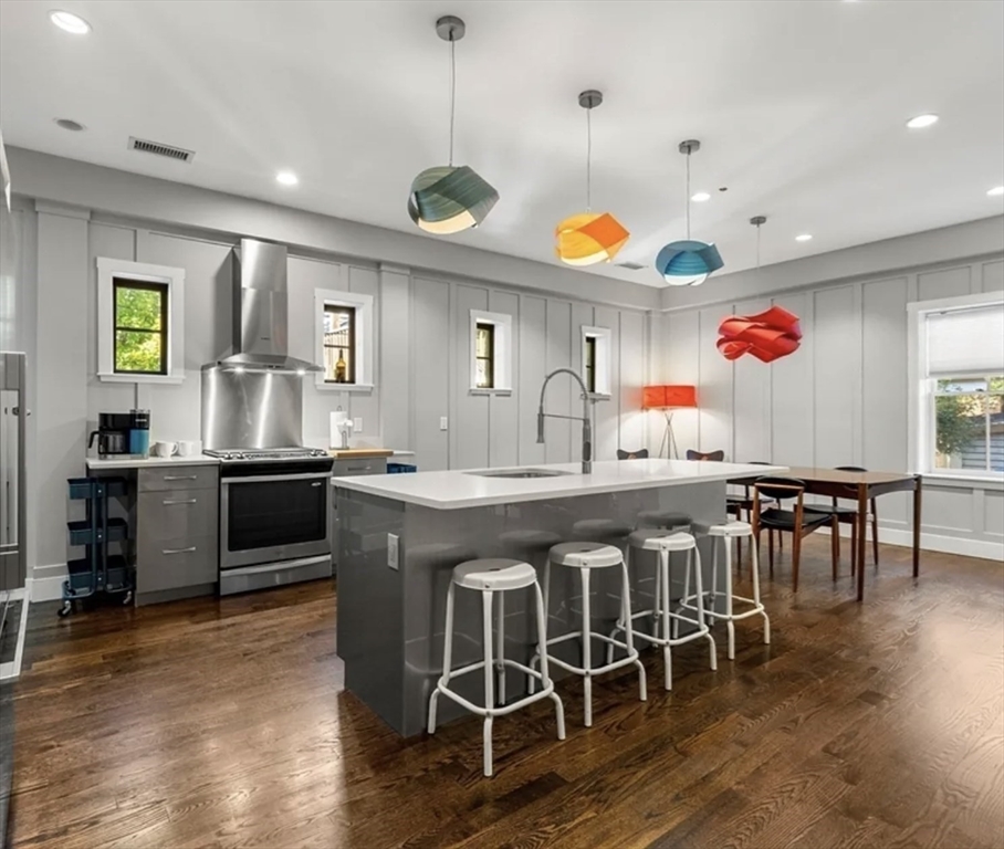 653 East 3rd Street Boston, MA 02127 - Photo 5 of 22
